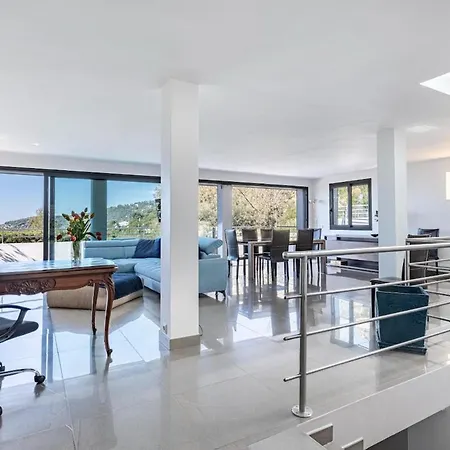 Villa Sunny Seabreeze Villa, Eze, Pool Close To Monaco *
